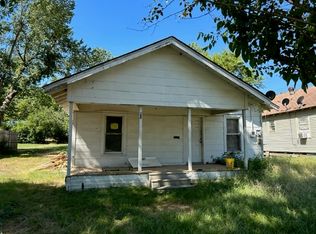 508 W Angeline St, Groesbeck, TX 76642