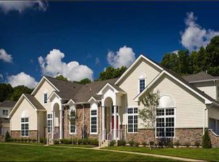 504 Schindler Dr N, Monmouth Junction, NJ 08852