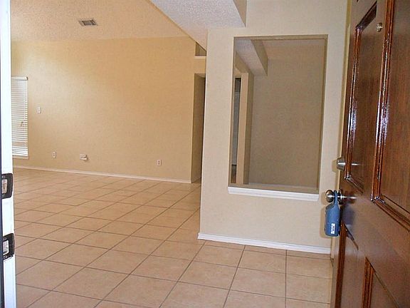 4th image of 8411 Grand Knolls Dr