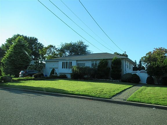 2nd image of 41 Hughes Ln