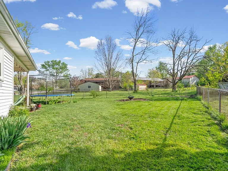 3611 Bahama Dr — Photo 35