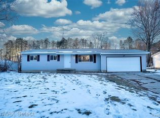 7455 Roger Thomas Dr, Mount Morris, MI 48458