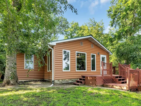 814 101st St NW, Monticello, MN 55362