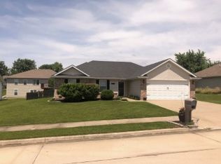 2571 E Bulrush Dr, Columbia, MO 65202