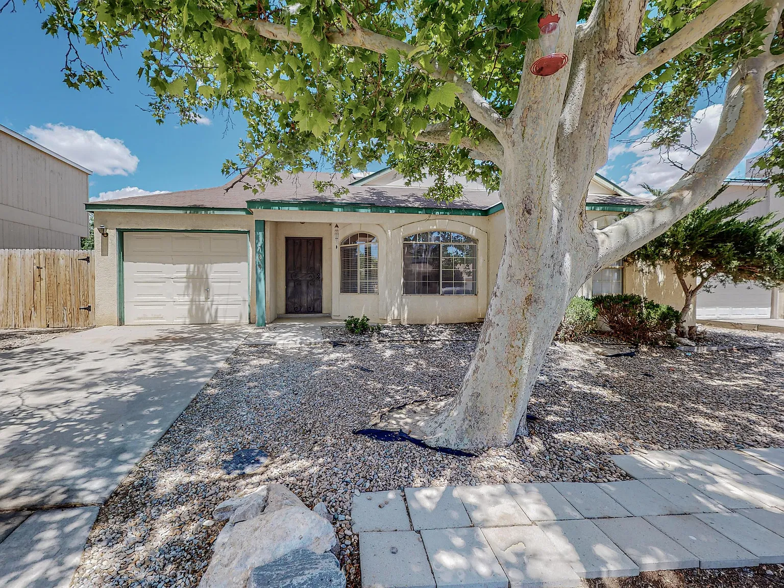 1729 Chamisa Road Northeast - 1 — Photo 1