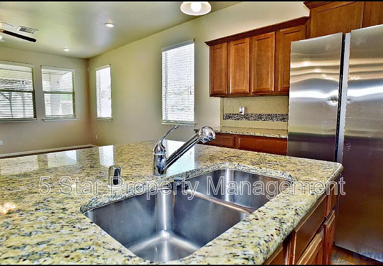 2200 Willie Mier St — Photo 17