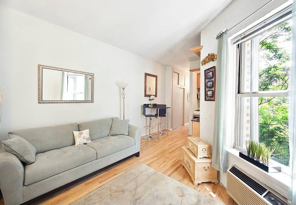 1st image of 152 E 83rd St APT 3C