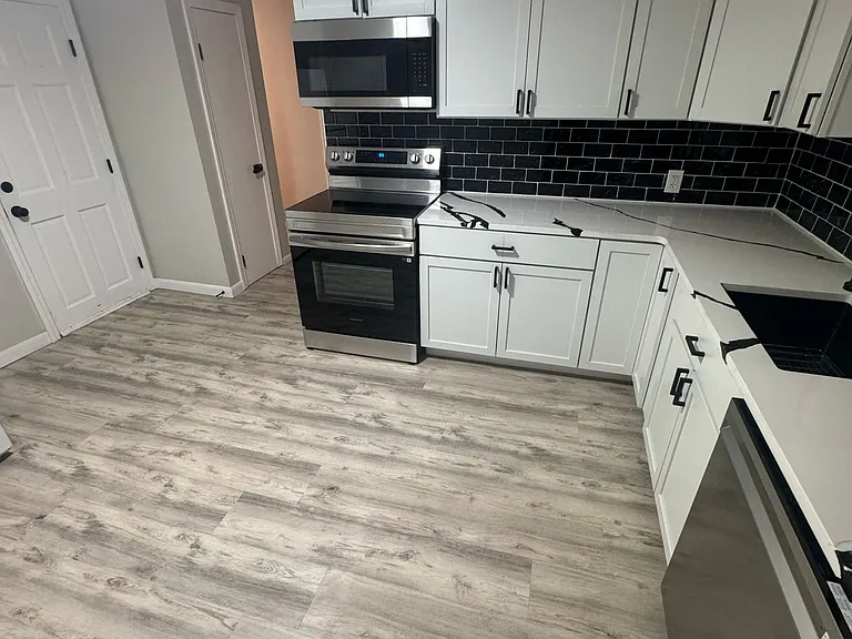 69 Garden St #2 — Photo 3
