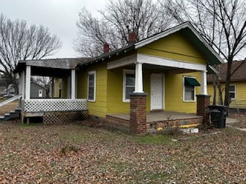 1st image of 1402 S A St