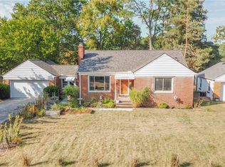 9616 W Pleasant Valley Rd, Cleveland, OH 44130