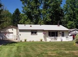 2082 Etta Blvd, Brunswick, OH