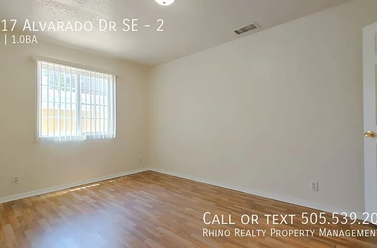 1017 Alvarado Dr SE #2 — Photo 8