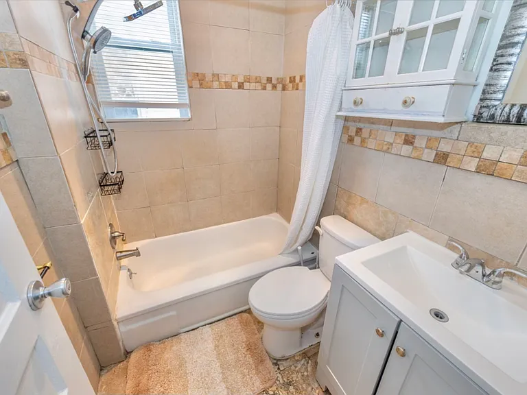 45 Essex Ave #1 — Photo 13