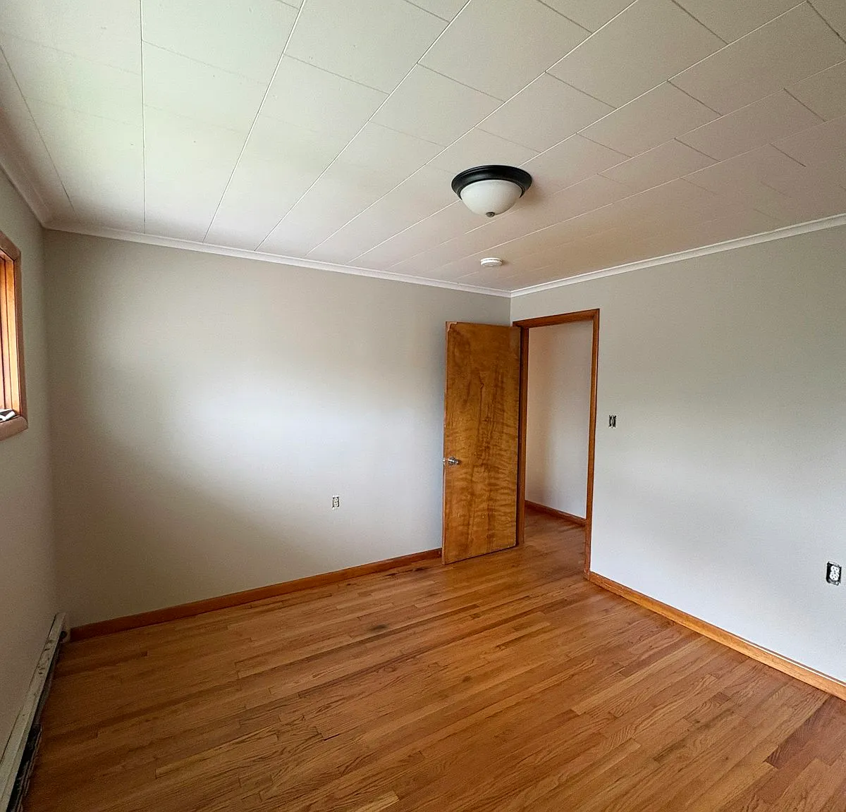 725 Wheeler Avenue, Unit Rear Right — Photo 4