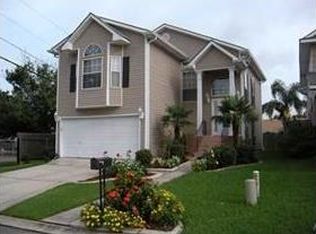 1717 Shadow Lake Ct, Harvey, LA 70058