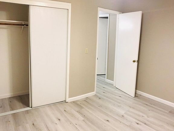 4th image of 1361 Dubert Ln #1