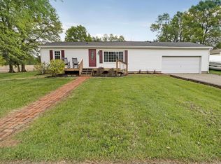 110 2nd St, Hebron, OH 43025