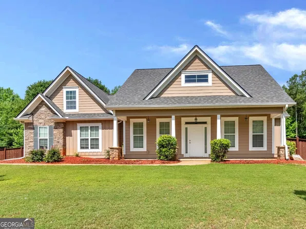 74 Cody Trl, Senoia, GA 30276