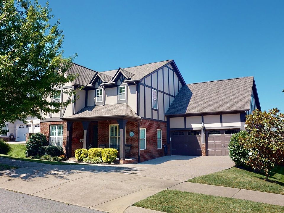 1st image of 395 Irvine Ln