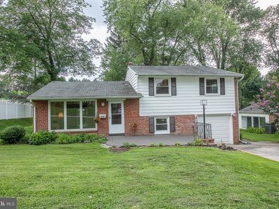 413 Village Ln, Broomall, PA, 19008