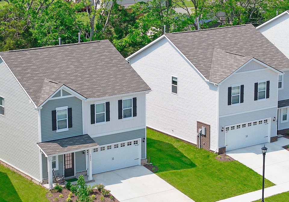 Vineyard Grove Aerial Streetscape 22of29