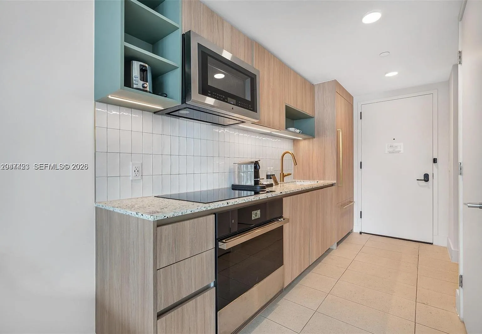 Studio, 1.0 bath, 367 sqft, $3,500 — Photo 3