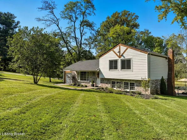 1805 Springhill Rd, Anchorage, KY 40223