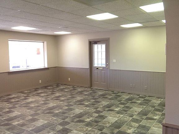 4th image of 350 N Tegner St