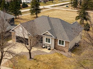 2945 Stonegate Ct SW, Rochester, MN 55902