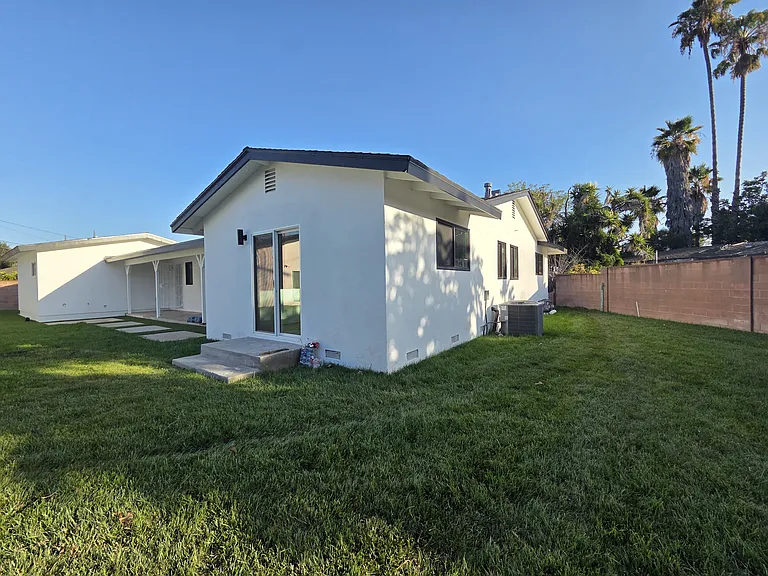 11161 Gaylord Dr — Photo 29