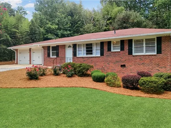 5502 Beaver Dr SW, Mableton, GA 30126