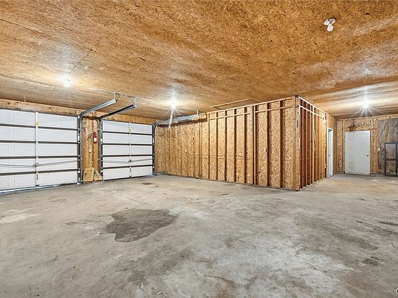 5th image of 5432 Hill Rd