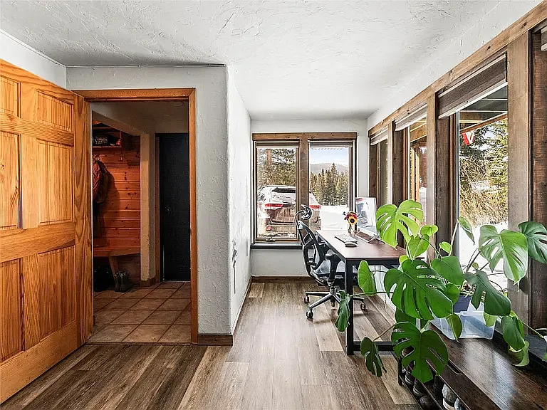 3 bed, 1568 sqft, $3,950 — Photo 3