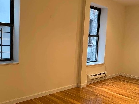 4th image of 8 Manhattan Ave #2BB
