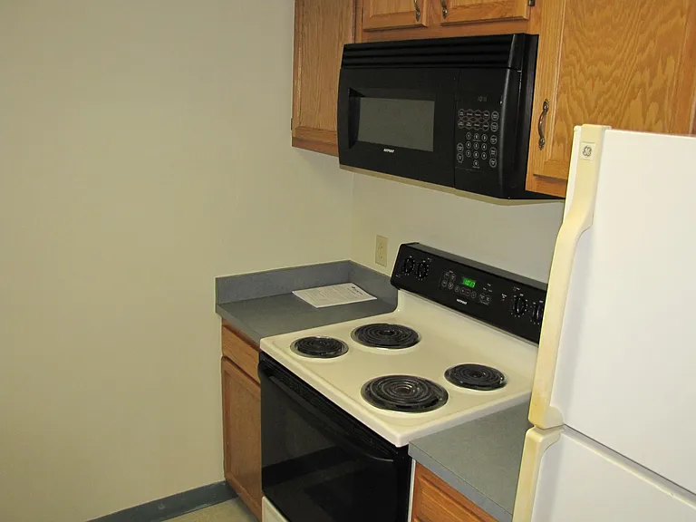 Danes Run Apartments — Photo 10