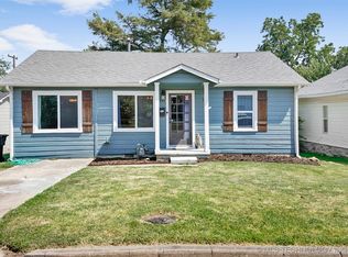 1427 E Thompson Ave, Sapulpa, OK 74066