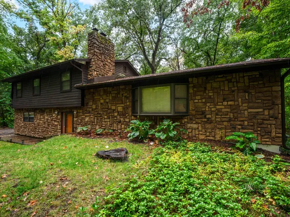 2159 Walker Trl, Kalamazoo, MI 49009
