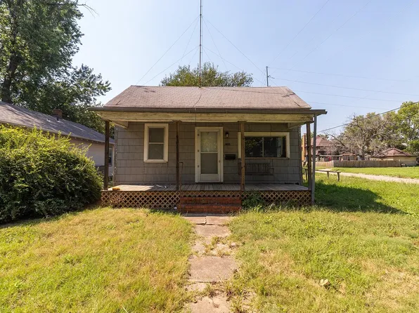 902 E South St #C, Wellington, KS 67152