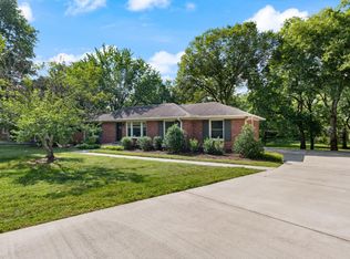 631 Oakley Dr, Nashville, TN 37220