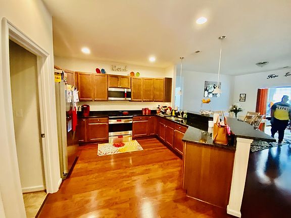 3rd image of 128 Nautico Way