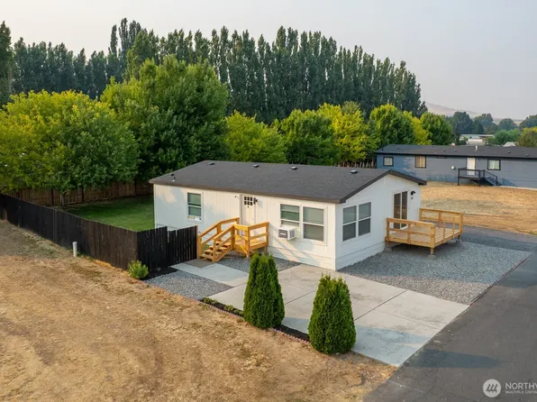 2480 Basin Street SW #10, Ephrata, WA 98823