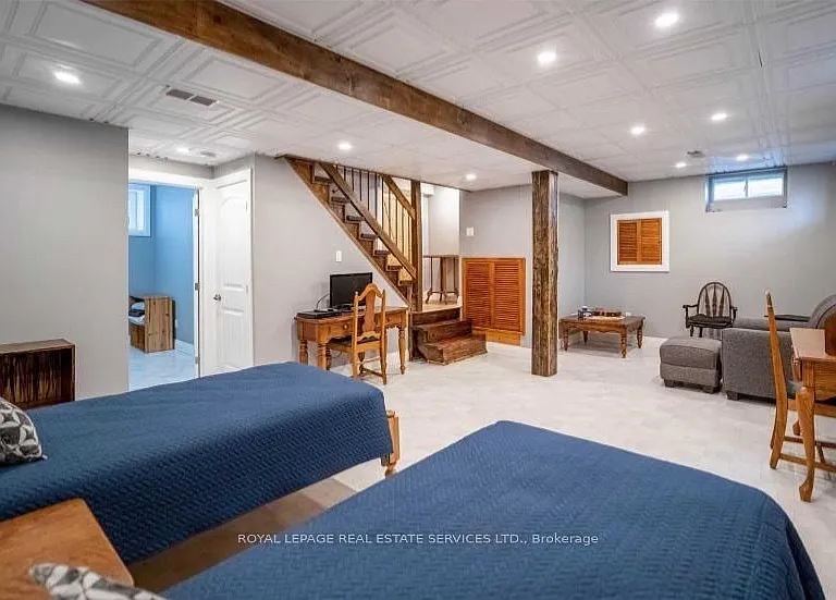2365 Selwyn Bay Ln — Photo 32