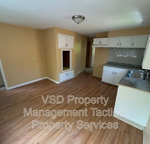 19758 Maple Heights Blvd #UP — Photo 4