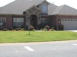 2615 Grummer Ln, Conway, AR 72034