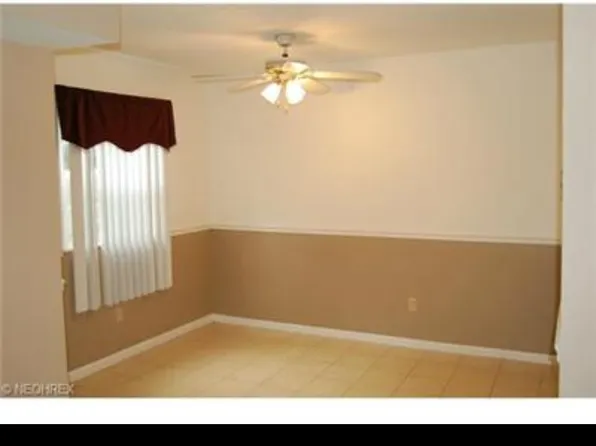 10790 Ravenna Rd APT 102, Twinsburg, OH 44087
