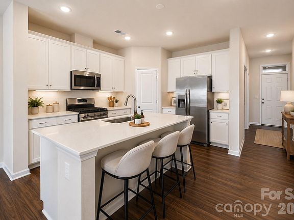 5th image of 4503 Potters Wheel Dr