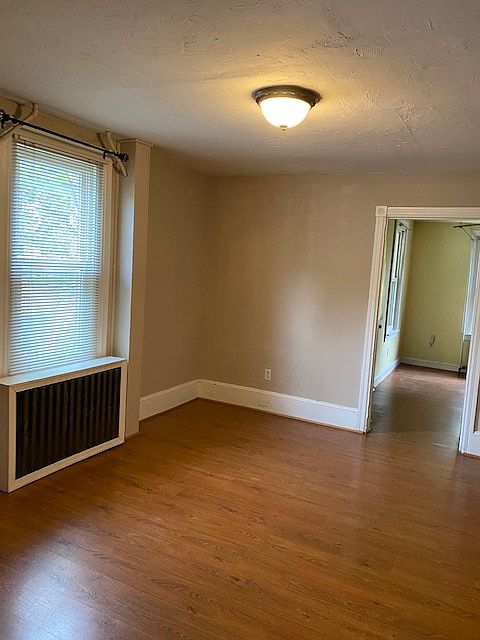1st image of 617 Berwyn Ave #617