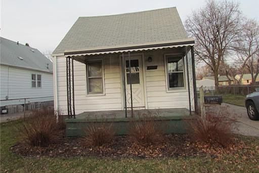 1st image of 1607 E Madge Ave