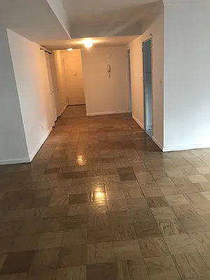 Rented by Carlyle Property Management | media 6