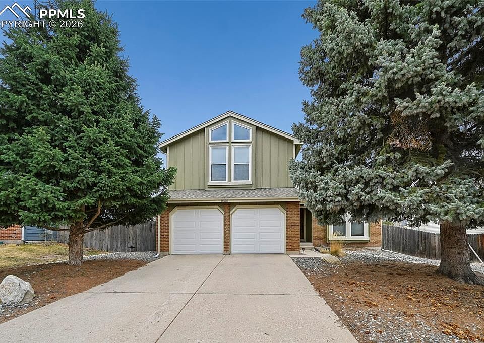 1st image of 8325 Avens Cir